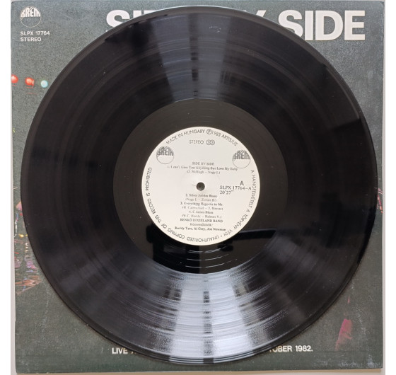 Benko Dixieland Band - Side By Side