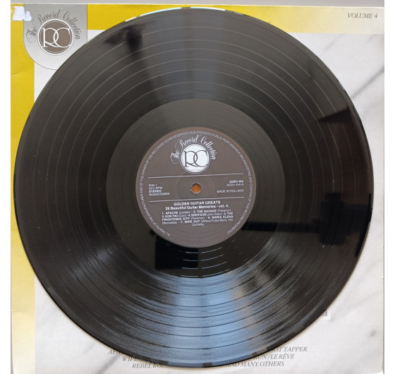 Golden Guitar Greats - 28 Beautiful Guitar Memories (2 LP)