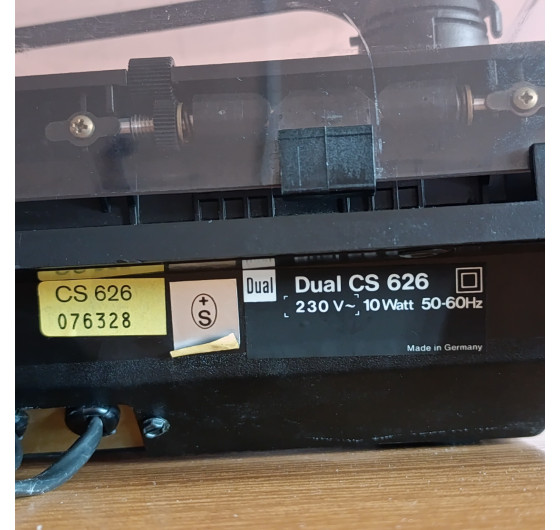 Програвач вінілових платівок Dual 626
