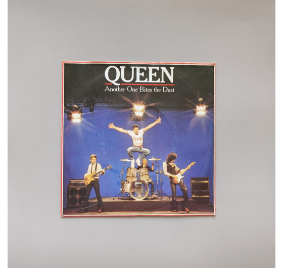 Queen - Another One Bites The Dust (миньон 7)